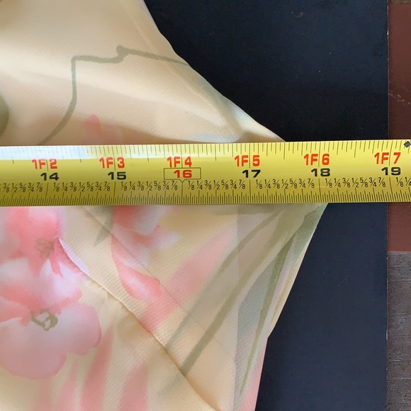 Delicate Look -Floral Maxi Lined Sleeveless Dress - Picture 6 of 9